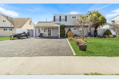 26 Picture Lane, Hicksville, NY 11801 - Photo 1