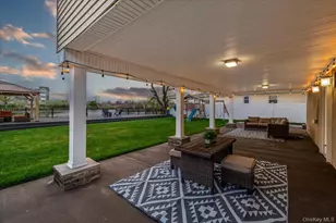 615 Pearl St, Oceanside, NY 11572 - Photo 4