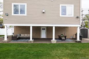 615 Pearl St, Oceanside, NY 11572 - Photo 38