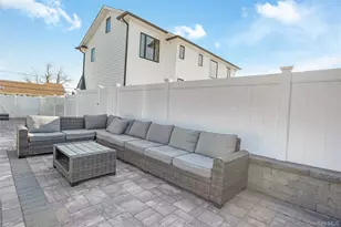 42 Sandy Ln, Massapequa, NY 11758 - Photo 28