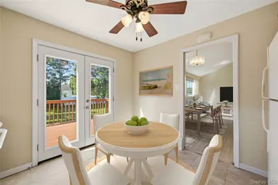 802 Nebraska Avenue, Bay Shore, NY 11706 - Photo 4