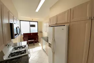 271-10 Grand Central Pkwy, Floral Park, NY 11005 - Photo 6