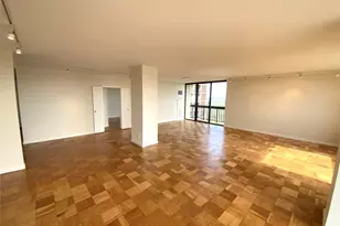 271-10 Grand Central Pkwy, Floral Park, NY 11005 - Photo 2