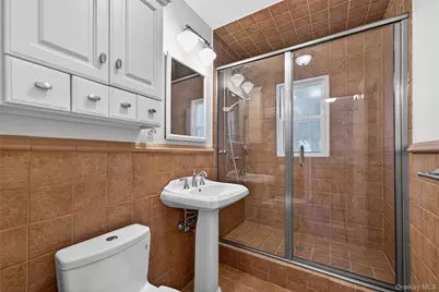 127 Bogert Avenue, Pearl River, NY 10965 - Photo 20