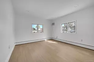 21 Bird Ln, Hicksville, NY 11801 - Photo 8