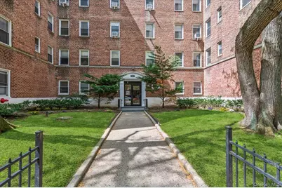 821 Bronx River Road #4D, Bronxville, NY 10708 - Photo 1