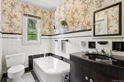 51 Vine Road, Larchmont, NY 10538 - Photo 16