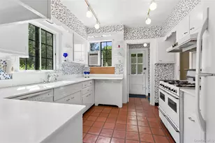 51 Vine Rd, Larchmont, NY 10538 - Photo 14