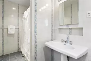 51 Vine Rd, Larchmont, NY 10538 - Photo 22