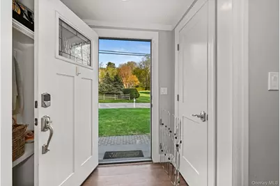 15 Maryland Avenue, Armonk, NY 10504 - Photo 6