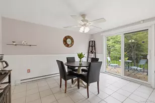 303 Parr Meadow Dr, Newburgh, NY 12550 - Photo 14