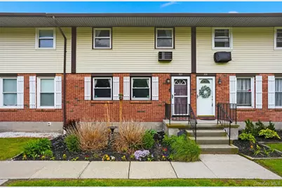 303 Parr Meadow Drive #3C, Newburgh, NY 12550 - Photo 2