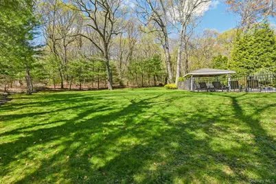 27 Treeview Drive, Melville, NY 11747 - Photo 30