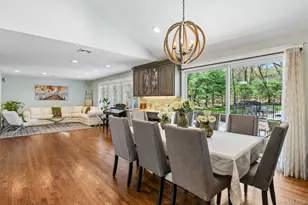 27 Treeview Dr, Melville, NY 11747 - Photo 8