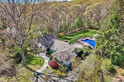 27 Treeview Drive, Melville, NY 11747 - Photo 4