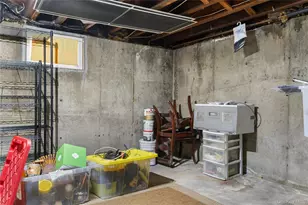36 Elton St, Westbury, NY 11590 - Photo 30