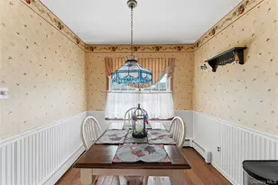 157 Garden Pl, West Hempstead, NY 11552 - Photo 8