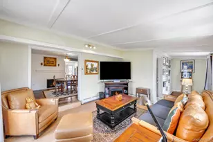 54 Polaris Dr, Levittown, NY 11756 - Photo 10