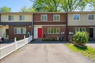13 N Aspen Rd, Middletown, NY 10940 - Photo 2