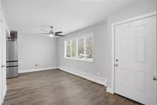 13 N Aspen Rd, Middletown, NY 10940 - Photo 2