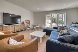 323 Division St, Sag Harbor, NY 11963 - Photo 16