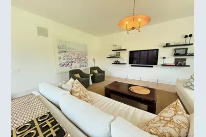 323 Division Street, Sag Harbor, NY 11963 - Photo 4