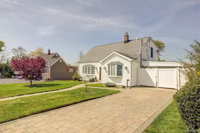 12 Crescent Lane, Levittown, NY 11756 - Photo 1