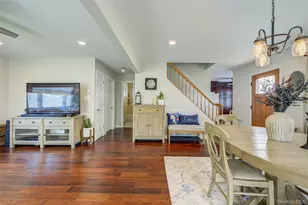 12 Crescent Ln, Levittown, NY 11756 - Photo 8