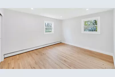 5 Julia Circle, East Setauket, NY 11733 - Photo 18