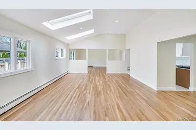5 Julia Circle, East Setauket, NY 11733 - Photo 6