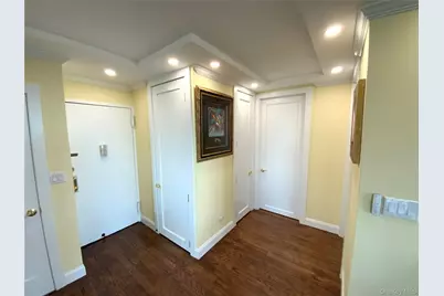 27010 Grand Central Parkway #19O, Floral Park, NY 11005 - Photo 16