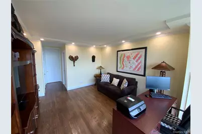 27010 Grand Central Parkway #19O, Floral Park, NY 11005 - Photo 20