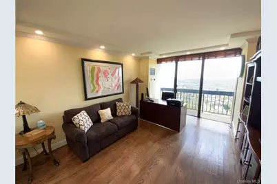 27010 Grand Central Parkway #19O, Floral Park, NY 11005 - Photo 18