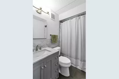 725 Miller Avenue #241, Freeport, NY 11520 - Photo 10