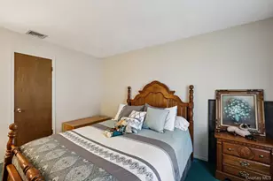 225 Bayview Ave, East Islip, NY 11730 - Photo 20