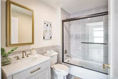 695 Merrick Avenue #437, Westbury, NY 11590 - Photo 8