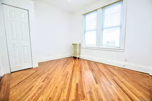 18-44 21st Dr, Astoria, NY 11105 - Photo 36