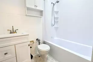 18-44 21st Dr, Astoria, NY 11105 - Photo 24
