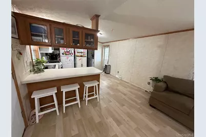424 Sandgate Drive, New Windsor, NY 12553 - Photo 6