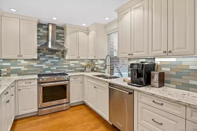 83-30 98th Street #1H, Woodhaven, NY 11421 - Photo 1