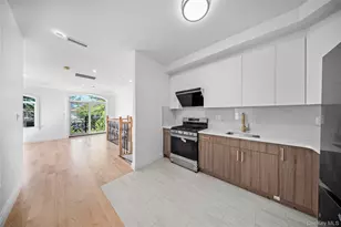 71-39 166th St, Fresh Meadows, NY 11365 - Photo 12