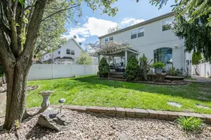 21 Central Ct, Carle Place, NY 11514 - Photo 26