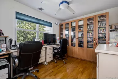 21 Central Court, Carle Place, NY 11514 - Photo 18