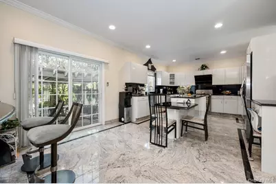 21 Central Court, Carle Place, NY 11514 - Photo 6