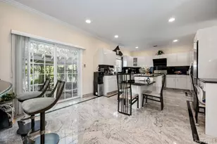 21 Central Ct, Carle Place, NY 11514 - Photo 6