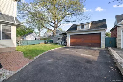 78 Beechwood Avenue, Port Washington, NY 11050 - Photo 4
