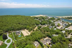 57 Newtown Rd, Hampton Bays, NY 11946 - Photo 20