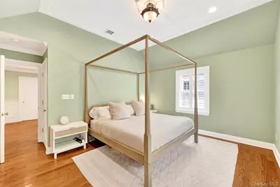 228 Sarles Lane, Pleasantville, NY 10570 - Photo 20