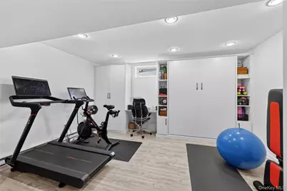 228 Sarles Lane, Pleasantville, NY 10570 - Photo 28