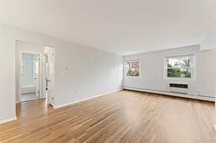 23 Normandy Village, Nanuet, NY 10954 - Photo 8
